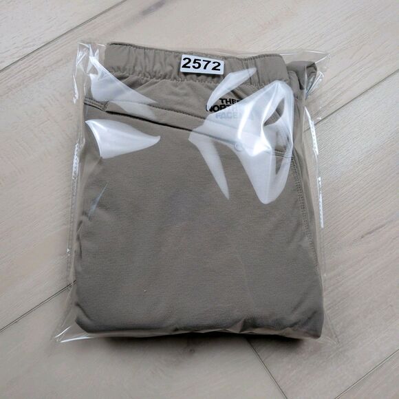 The North Face Summit Series Pants Womens M Nylon Belted Beige Ankle Zip - Picture 15 of 15